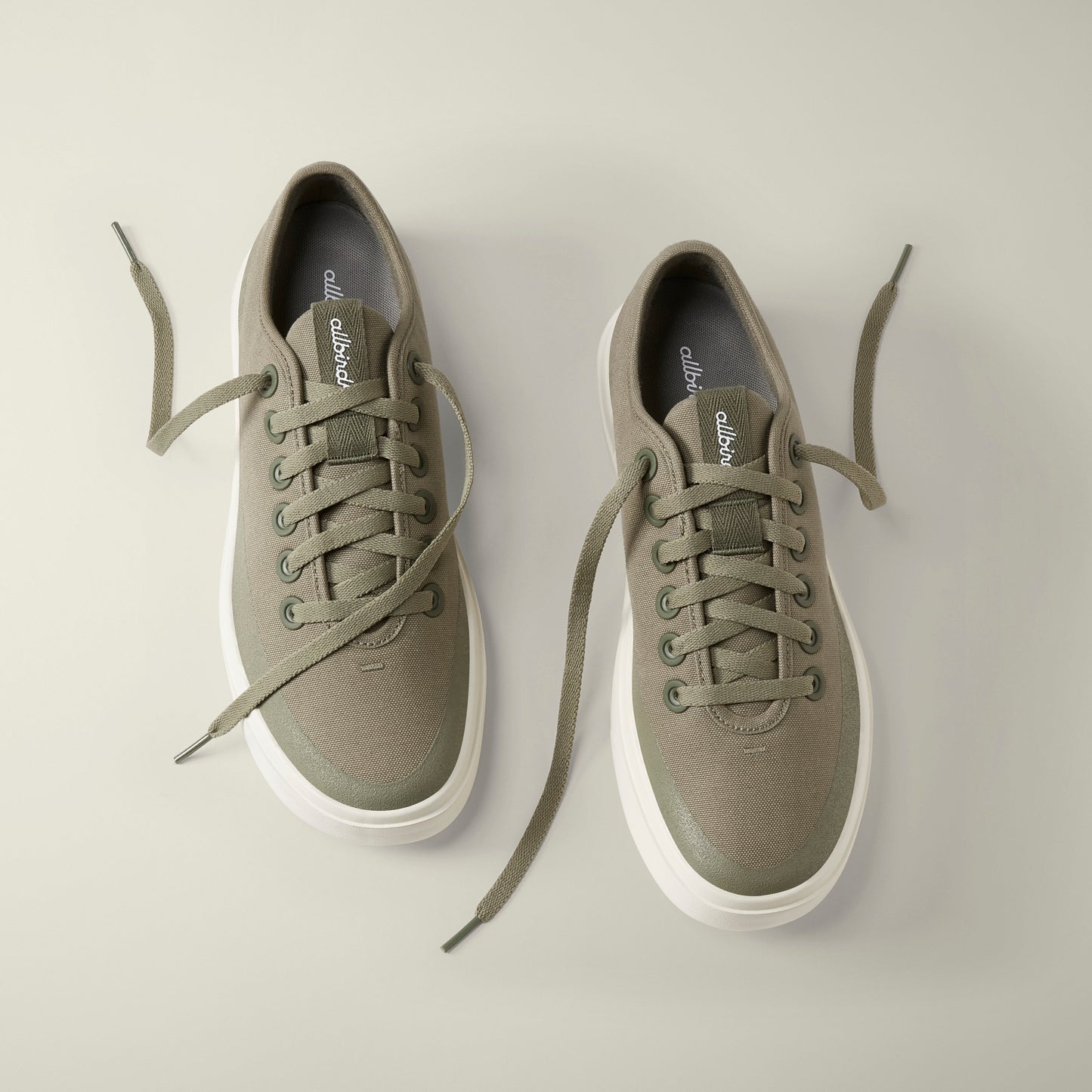 Men's Canvas Pipers